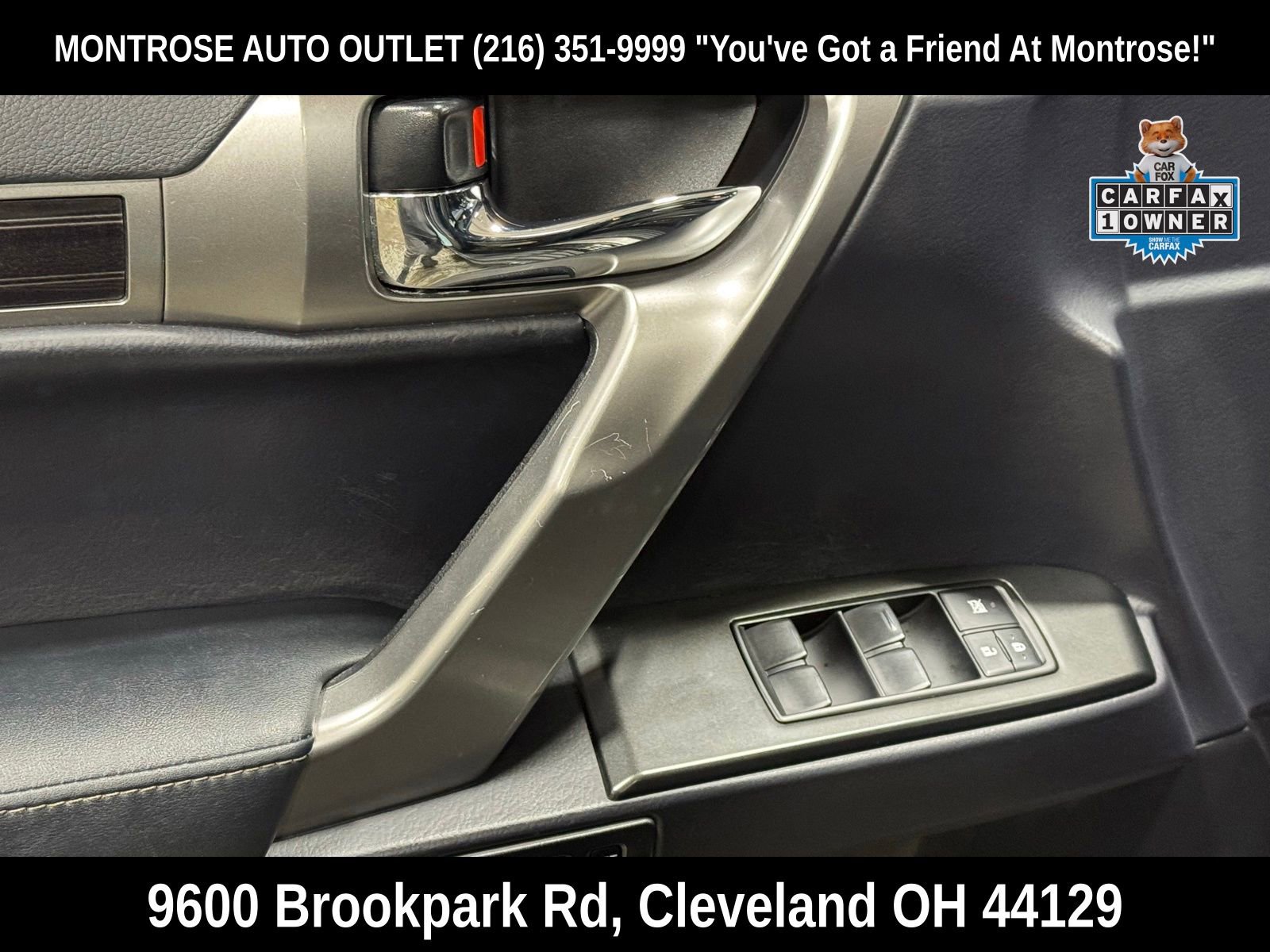 Used 2023 Lexus GX 460 Premium w/ Premium Package image 12