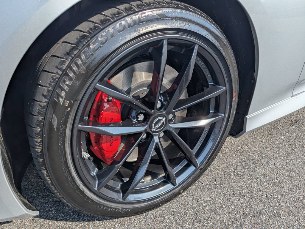 Used 2025 Nissan Z Performance w/ Floor Mat Package RWD image 12
