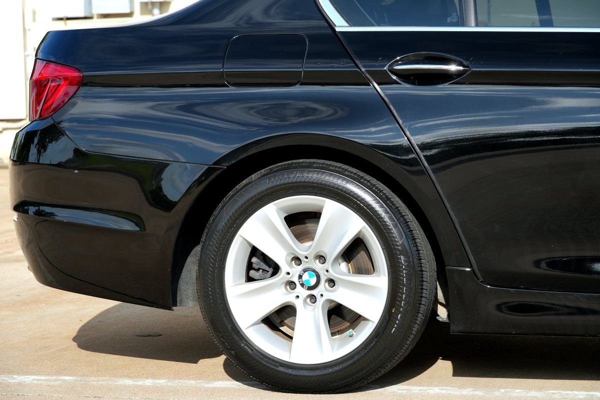 Used 2012 BMW 528i Sedan RWD image 29