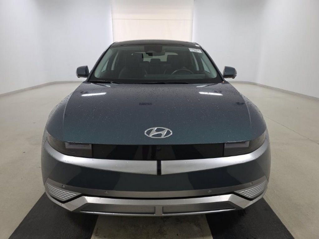 Used 2024 Hyundai Ioniq 5 Limited RWD image 2