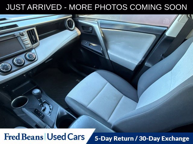 Used 2014 Toyota RAV4 LE AWD/4WD image 16