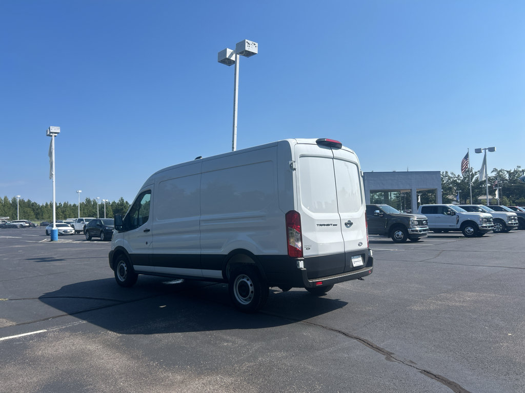 New 2026 Ford Transit 250 148 Medium Roof w/ Load Area Protection Package RWD image 5