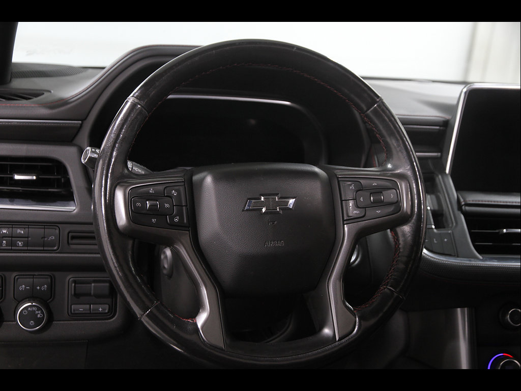 Used 2022 Chevrolet Suburban RST w/ Luxury Package AWD/4WD image 8