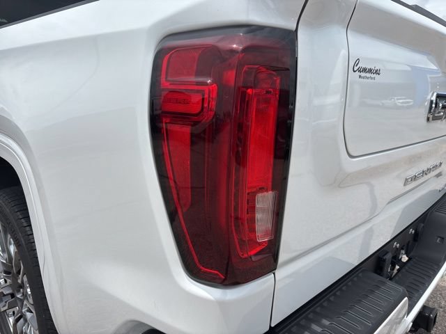 Used 2024 GMC Sierra 1500 Denali Ultimate AWD/4WD image 11