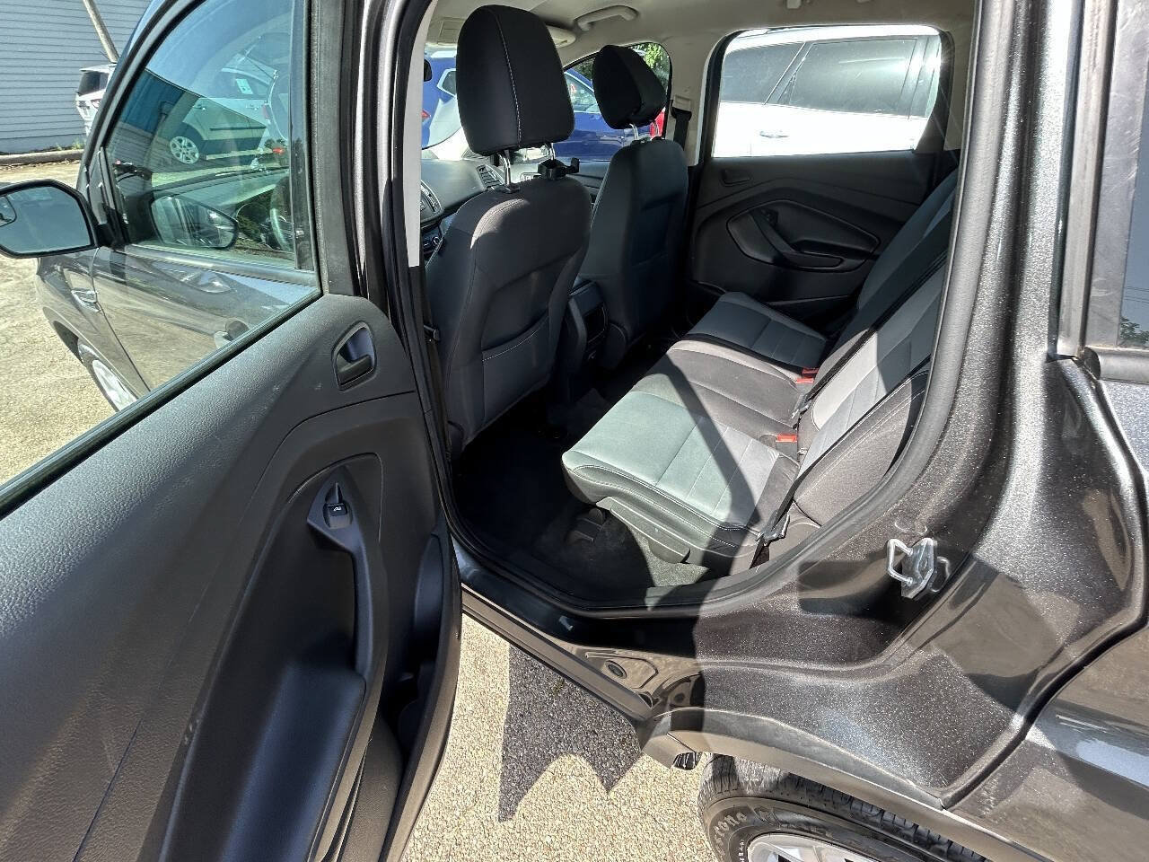 Used 2017 Ford Escape S FWD image 7