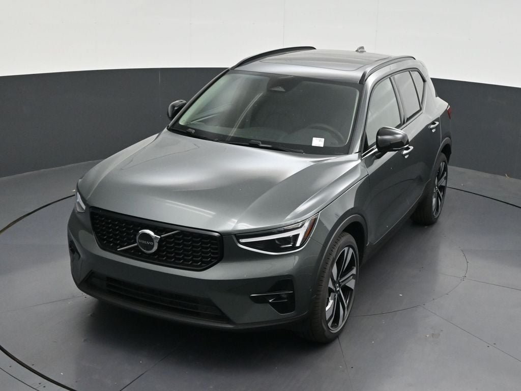 New 2026 Volvo XC40 B5 Plus w/ Climate Package AWD/4WD image 20