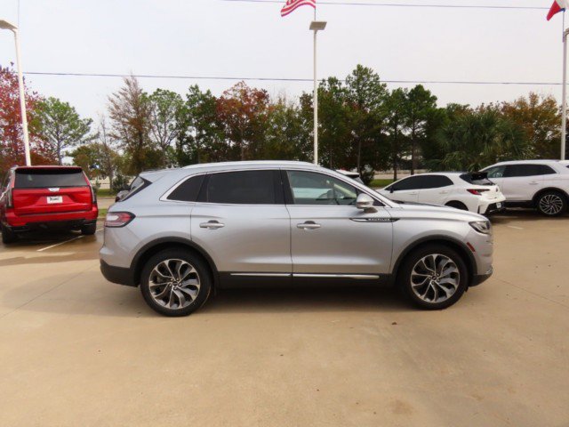 Certified 2022 Lincoln Nautilus Reserve w/ Luxury Package image 8