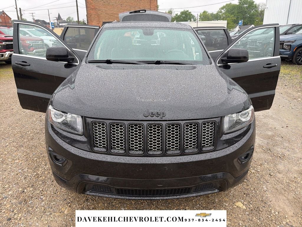 Used 2015 Jeep Grand Cherokee Altitude AWD/4WD image 30
