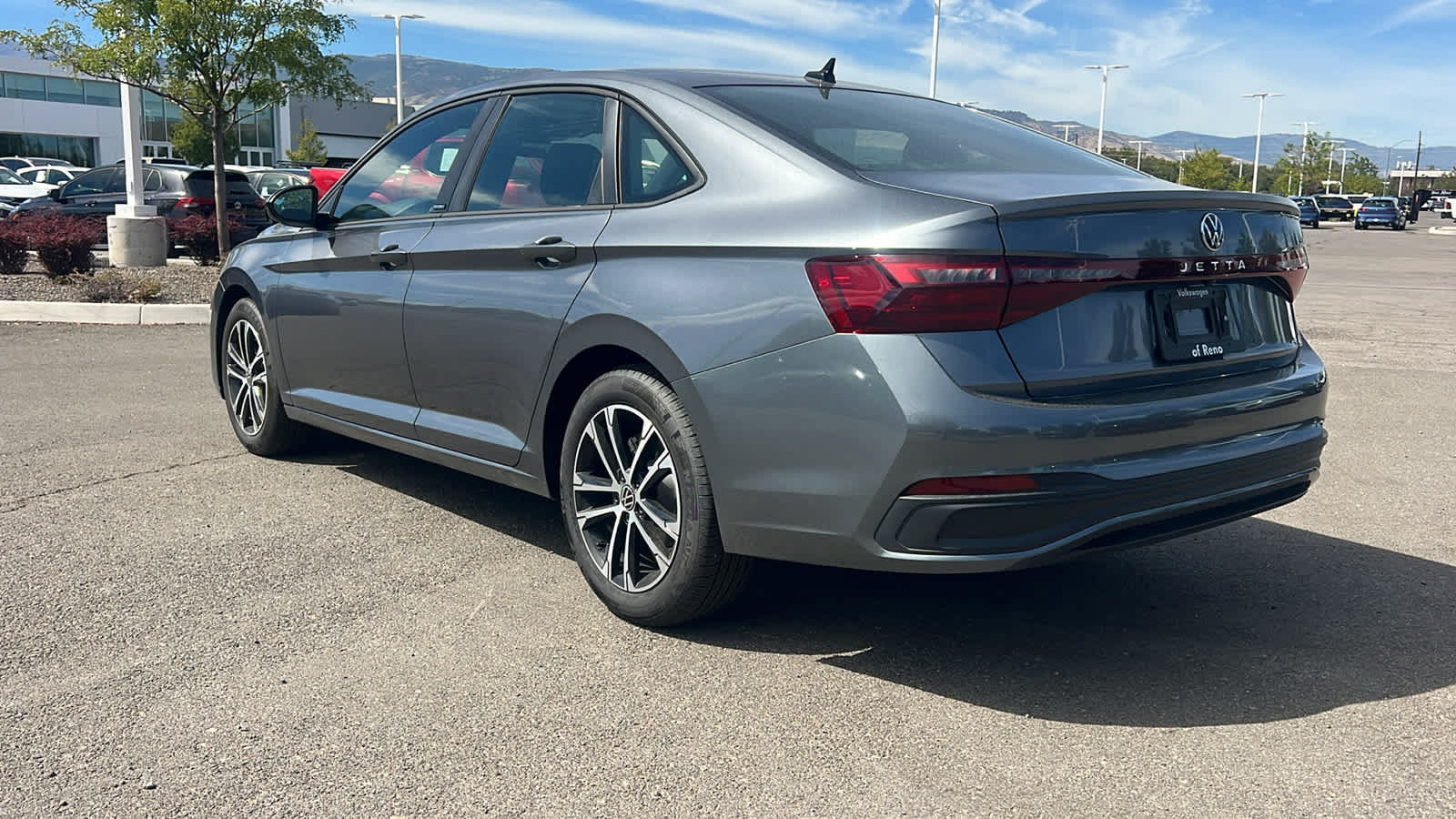 Used 2026 Volkswagen Jetta Sport FWD image 7