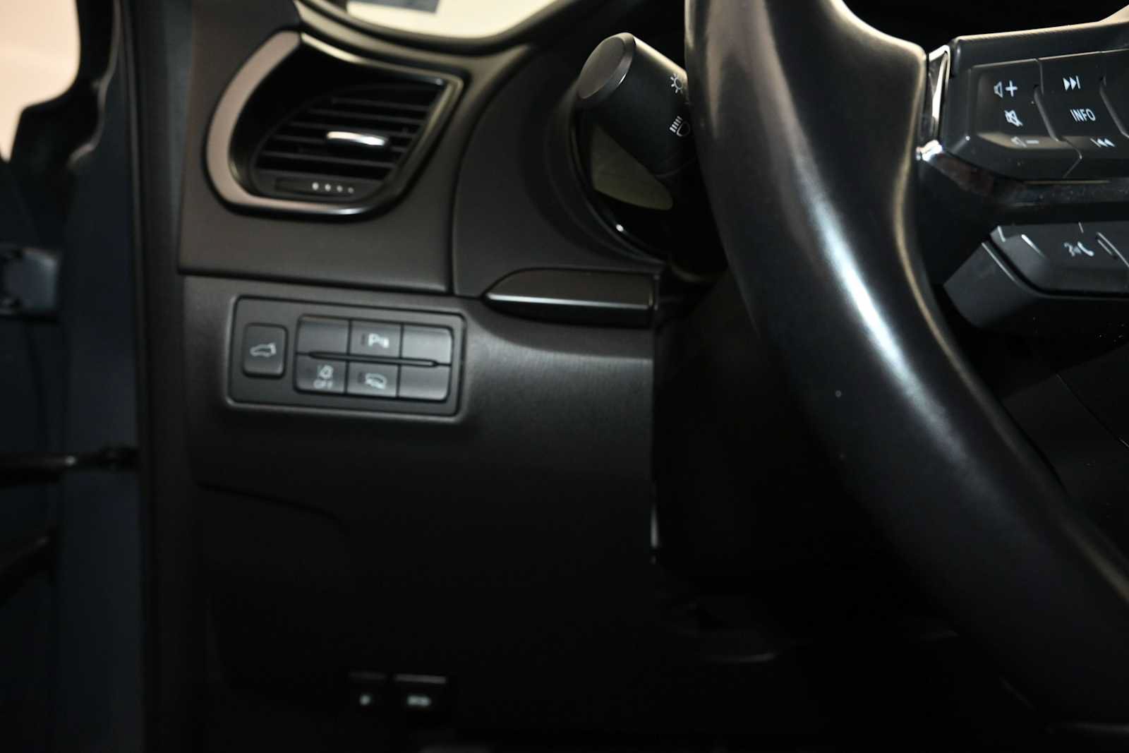 Used 2022 MAZDA CX-9 Carbon Edition AWD/4WD image 18
