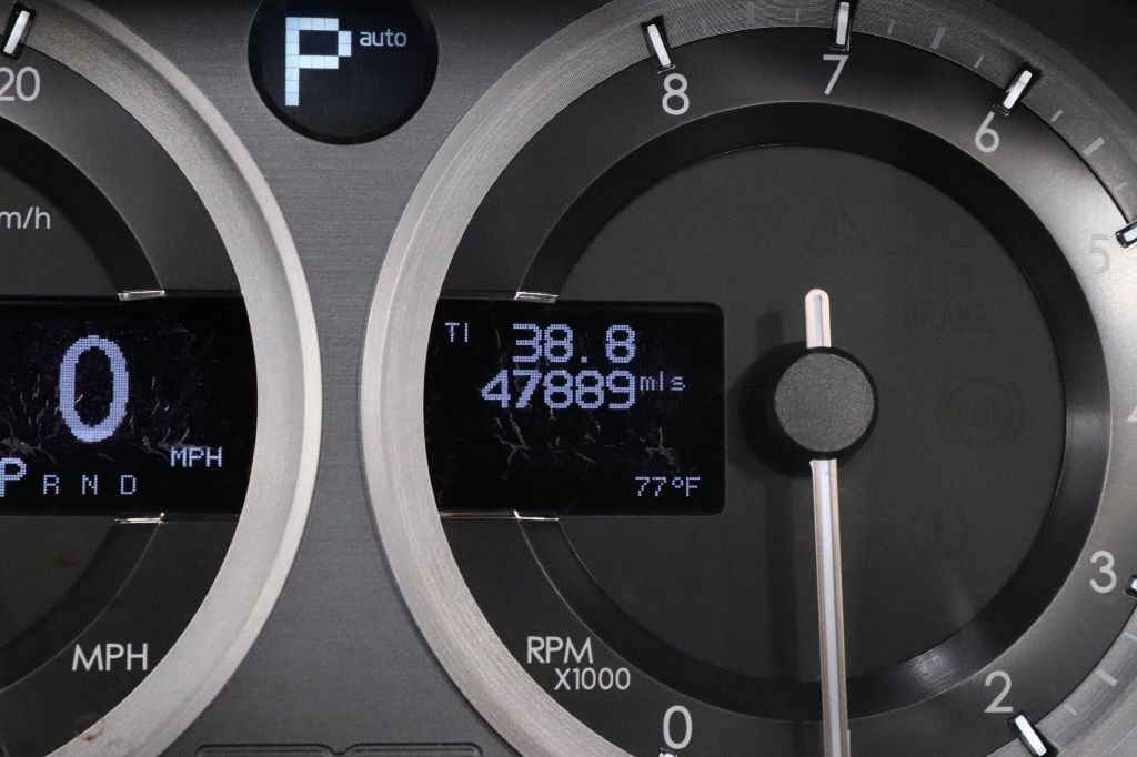 Used 2013 Aston Martin DB9 Volante image 35