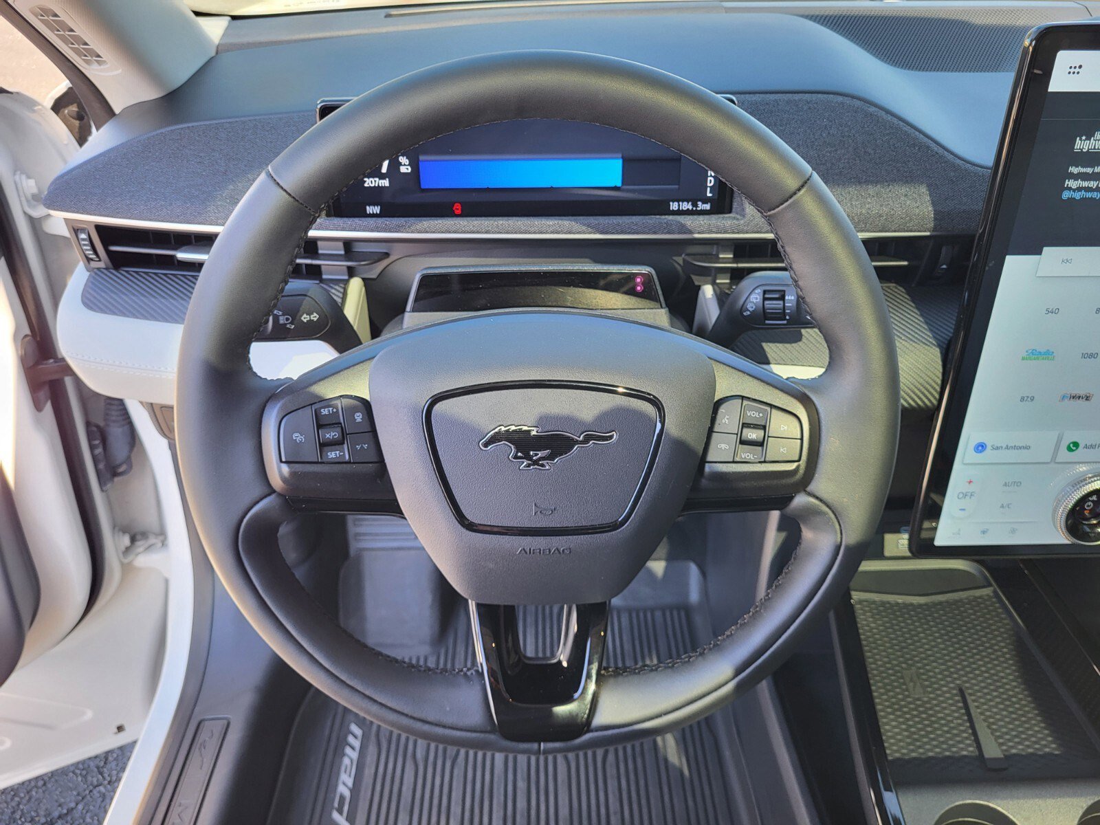 Certified 2024 Ford Mustang Mach-E Premium image 27