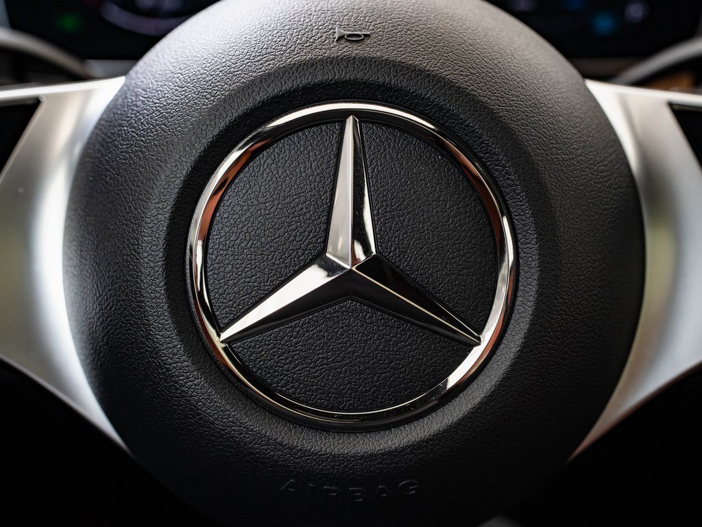 Certified 2025 Mercedes-Benz C 300 4MATIC Sedan image 27