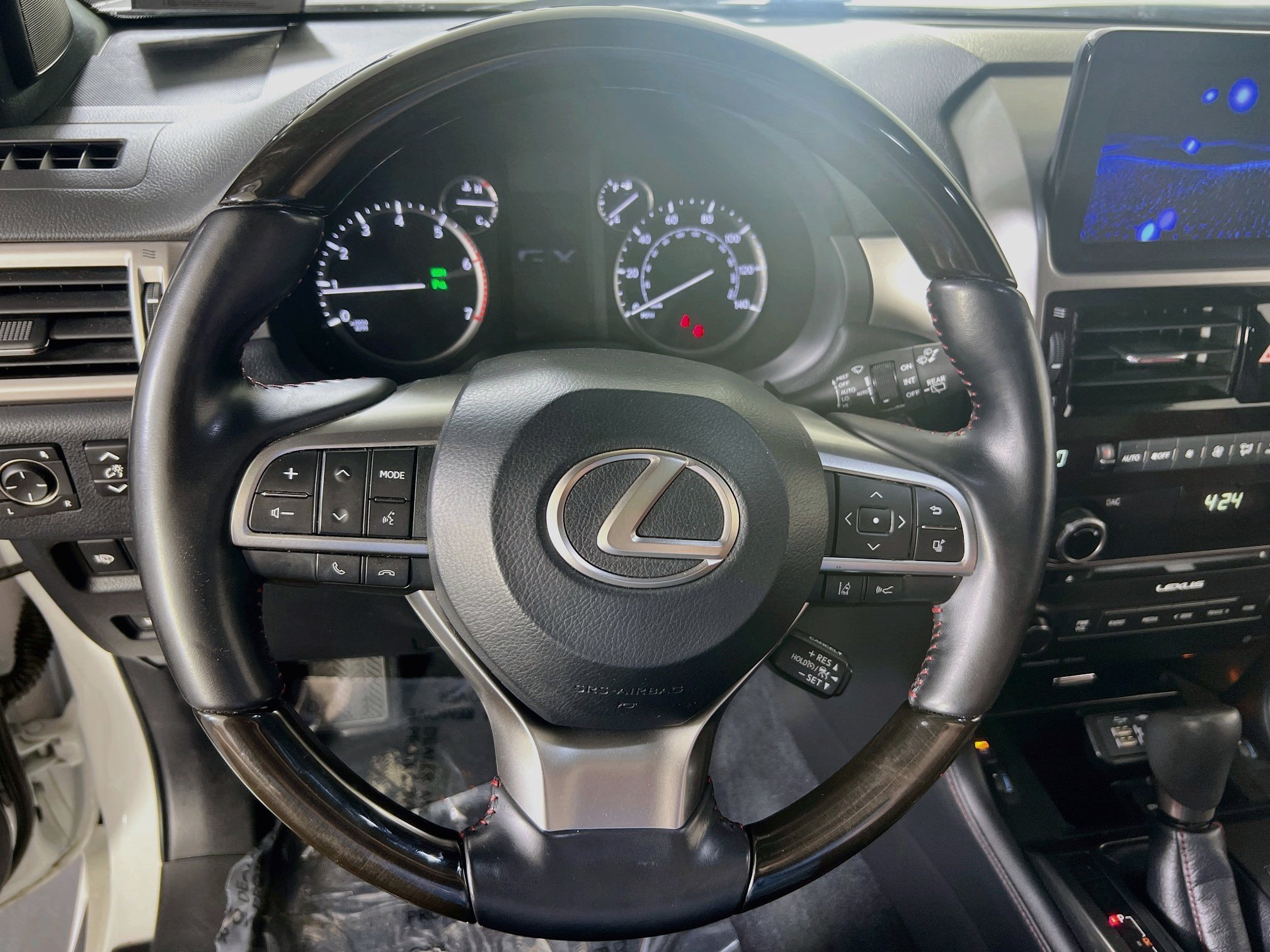 Used 2023 Lexus GX 460 Premium w/ Premium Package AWD/4WD image 11