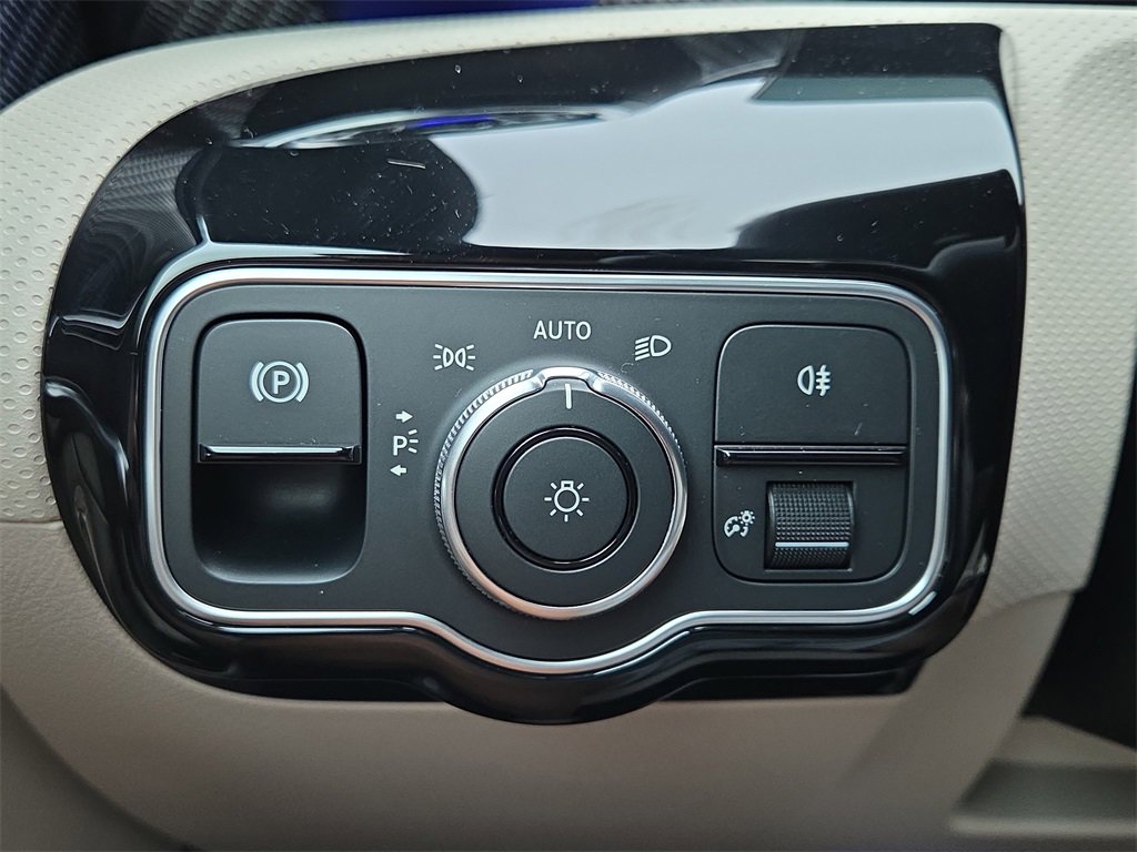 Certified 2026 Mercedes-Benz CLA 250 image 28