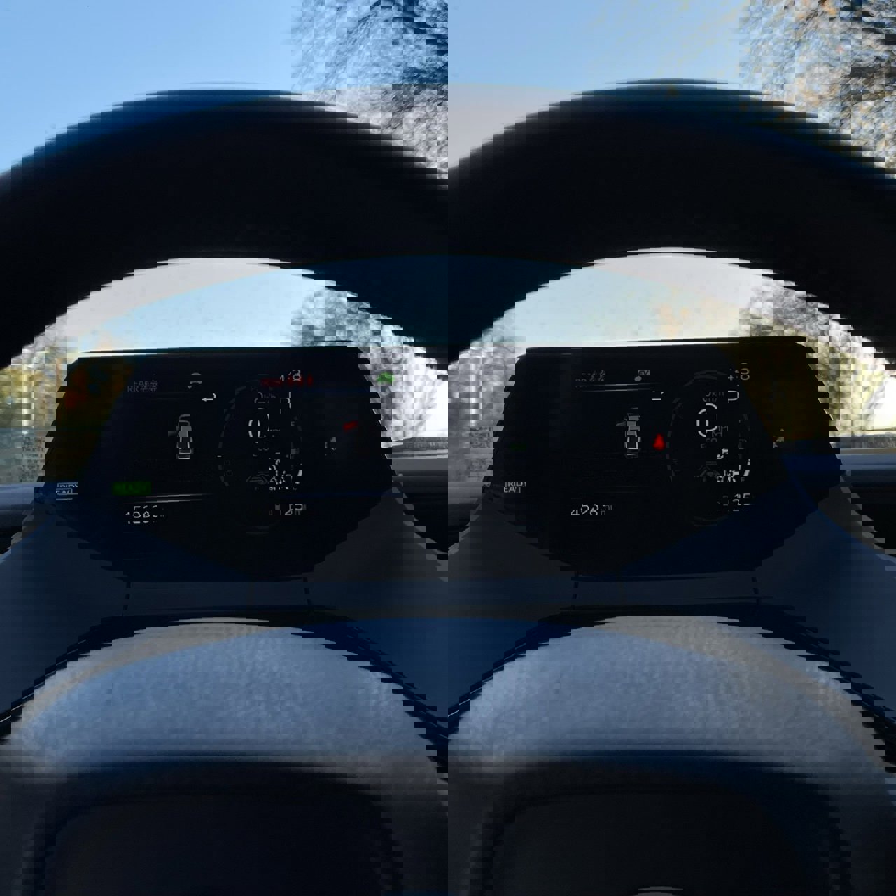 Used 2023 Toyota Prius LE image 15