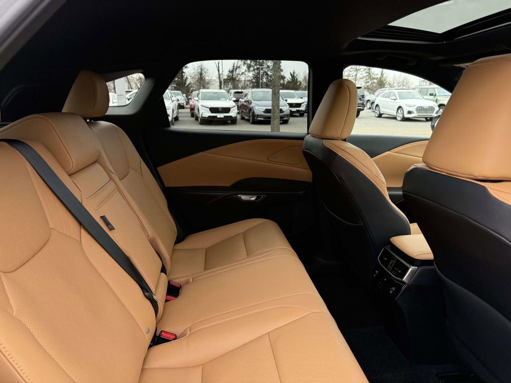 Used 2024 Lexus RX 350 image 17