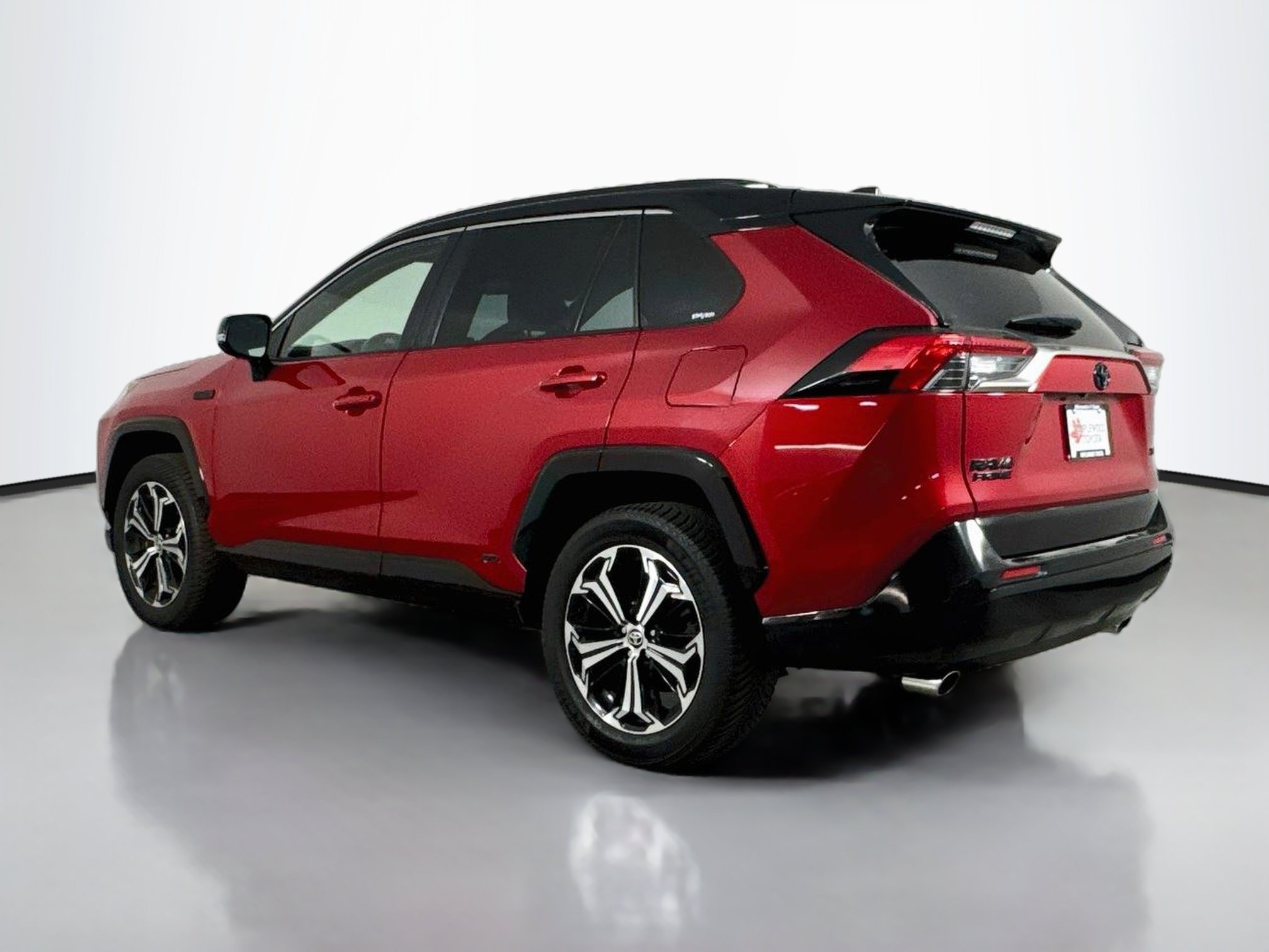 Certified 2022 Toyota RAV4 XSE w/ Premium Package AWD/4WD image 5