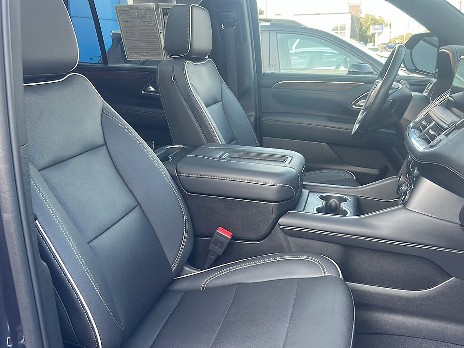 Certified 2024 Chevrolet Tahoe Premier AWD/4WD image 13