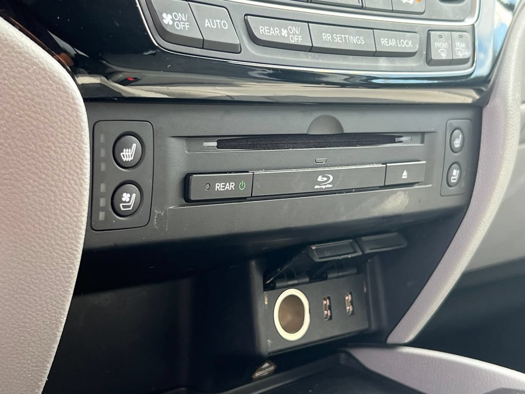 Used 2017 Honda Pilot Elite image 33