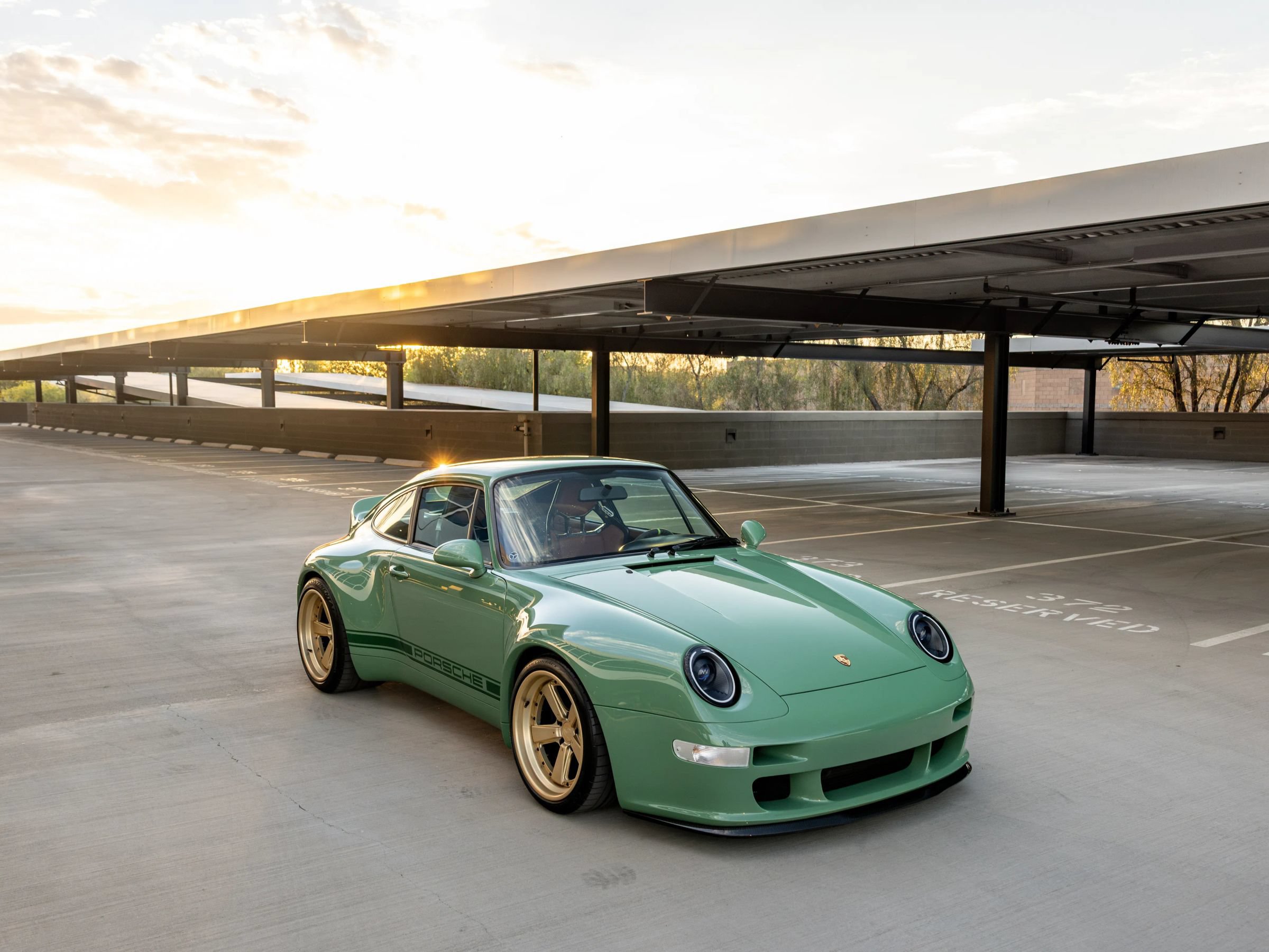Used 1995 Porsche 911 Coupe image 21
