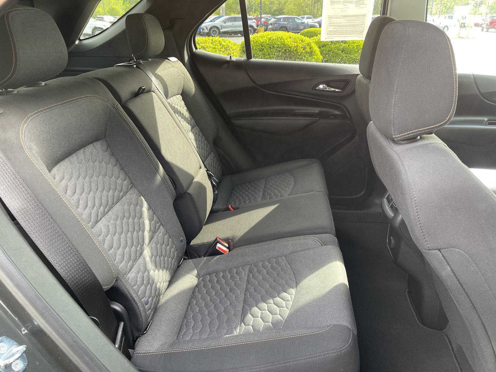 Used 2018 Chevrolet Equinox LT AWD/4WD image 34