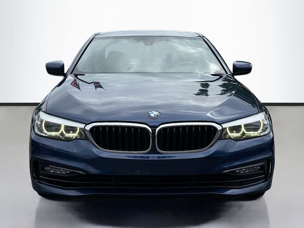 Used 2017 BMW 530i xDrive AWD/4WD image 3