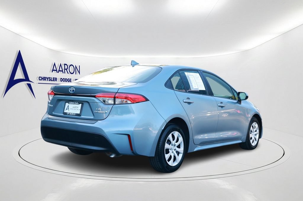 Used 2023 Toyota Corolla LE w/ Carpet Mat Package (TMS) FWD image 4
