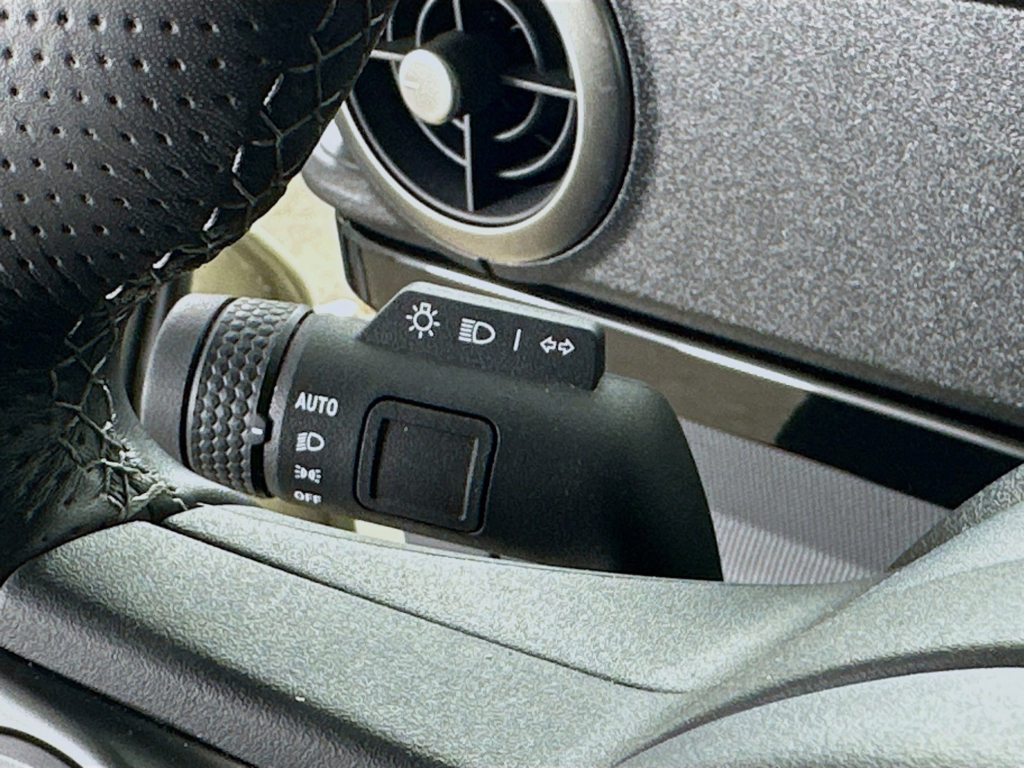 Used 2024 INEOS Grenadier image 21