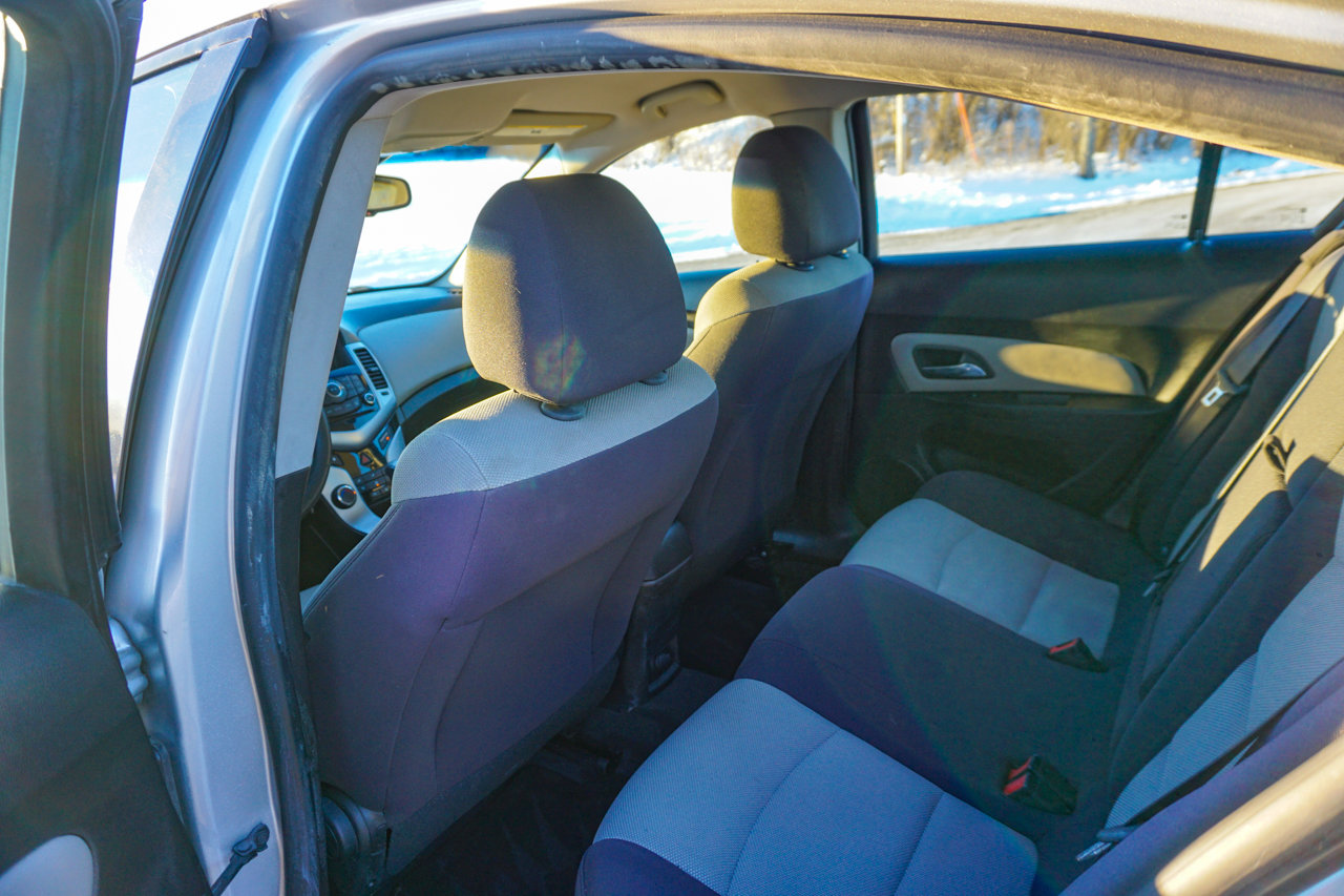 Used 2014 Chevrolet Cruze LS image 17