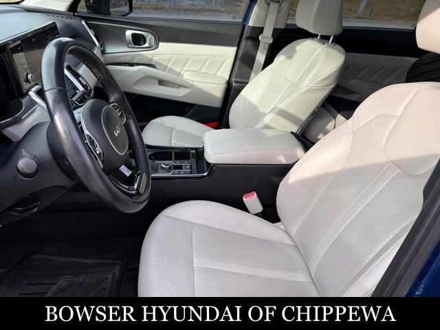 Used 2023 Kia Sorento SX image 9