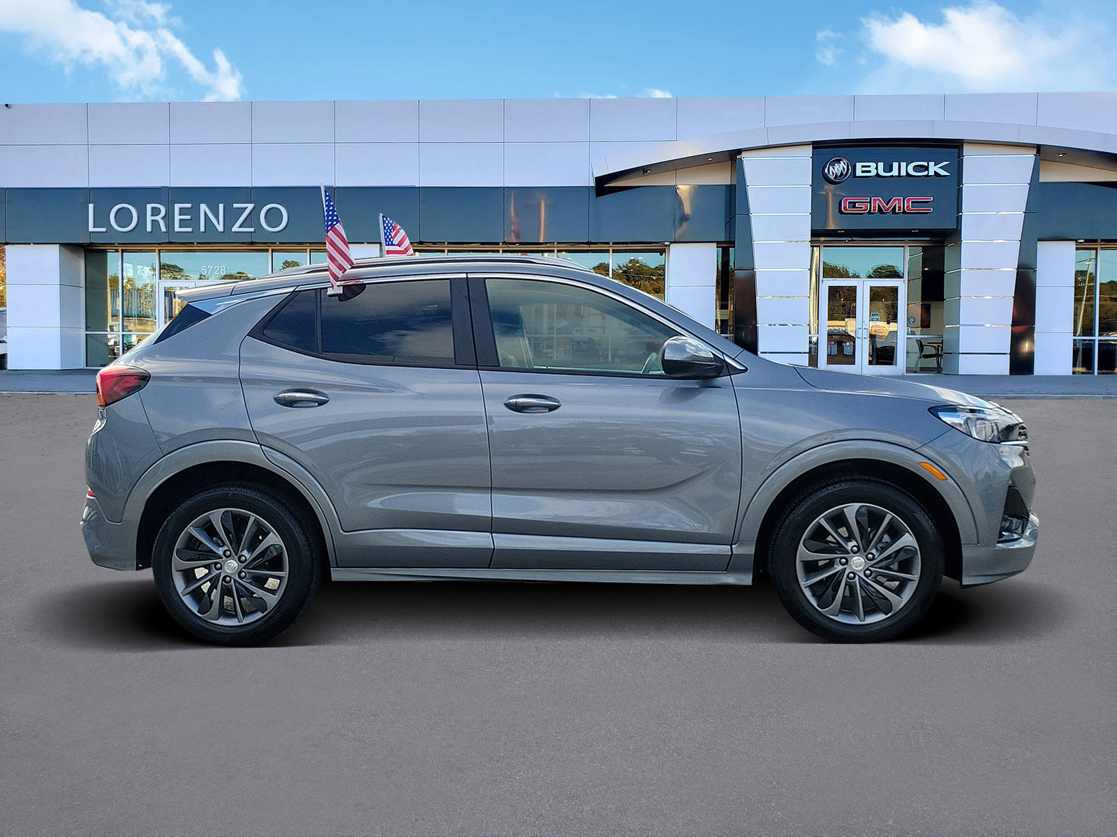 Used 2023 Buick Encore GX Select w/ Sport Touring Package image 4