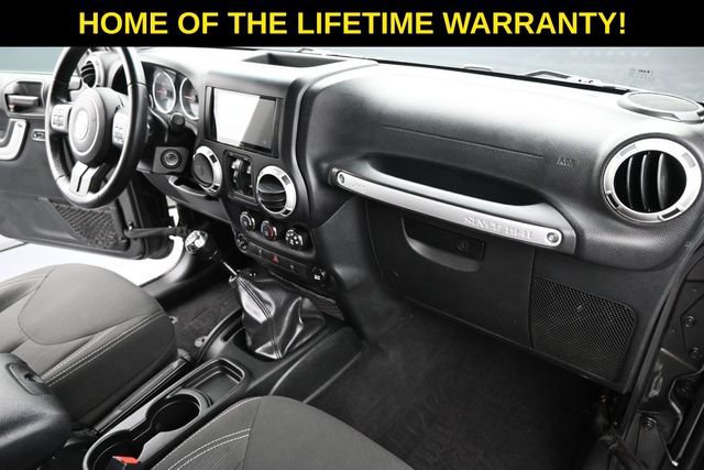 Used 2017 Jeep Wrangler Unlimited Sahara w/ Max Tow Package AWD/4WD image 42
