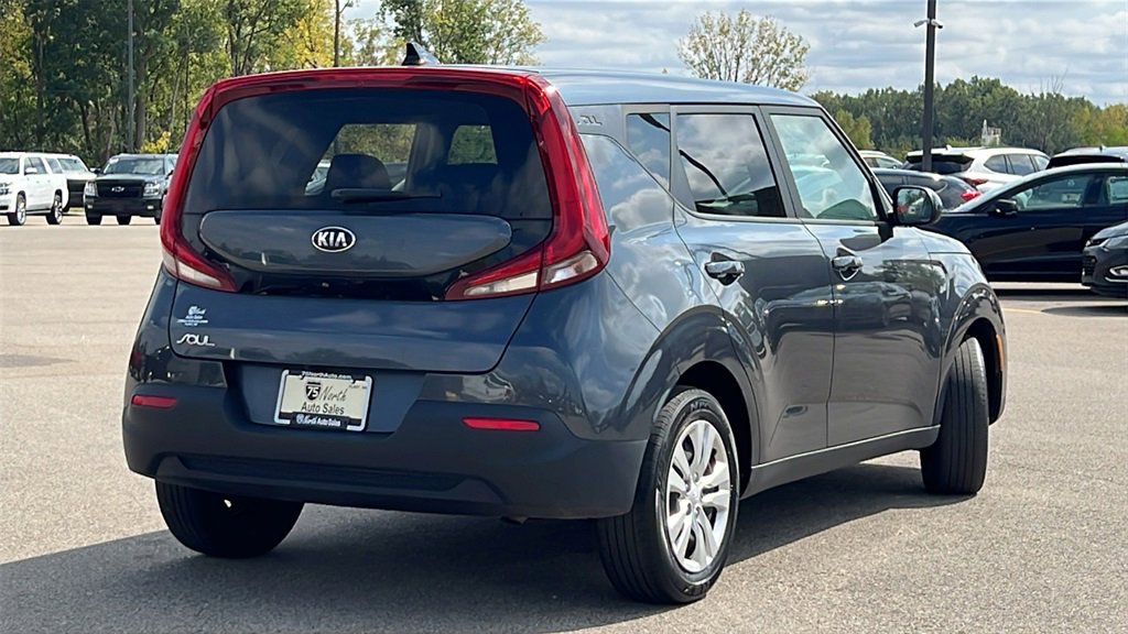 Used 2021 Kia Soul LX image 5