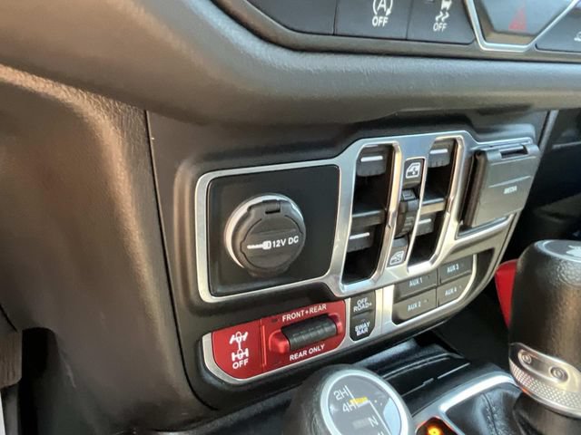 Used 2024 Jeep Wrangler Unlimited Rubicon AWD/4WD image 31