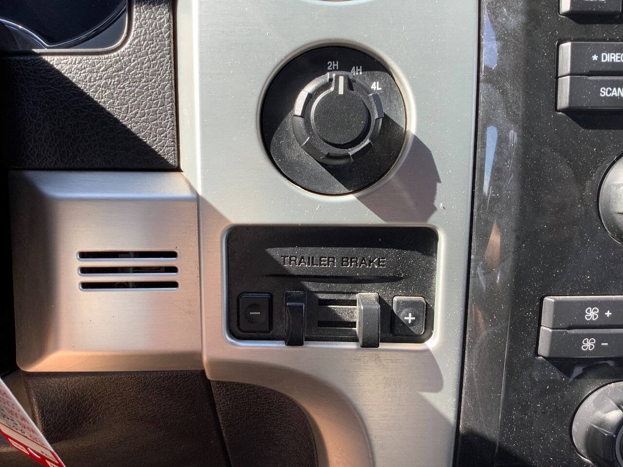Used 2011 Ford F150 Platinum AWD/4WD image 56
