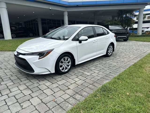 Used 2024 Toyota Corolla LE FWD image 20