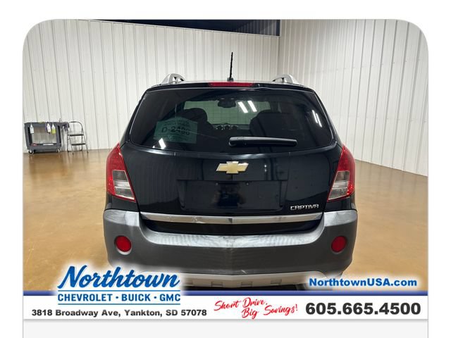 Used 2015 Chevrolet Captiva Sport LS FWD image 4