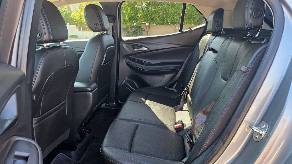 Used 2026 Buick Encore GX Sport Touring w/ Advanced Technology Package FWD image 23