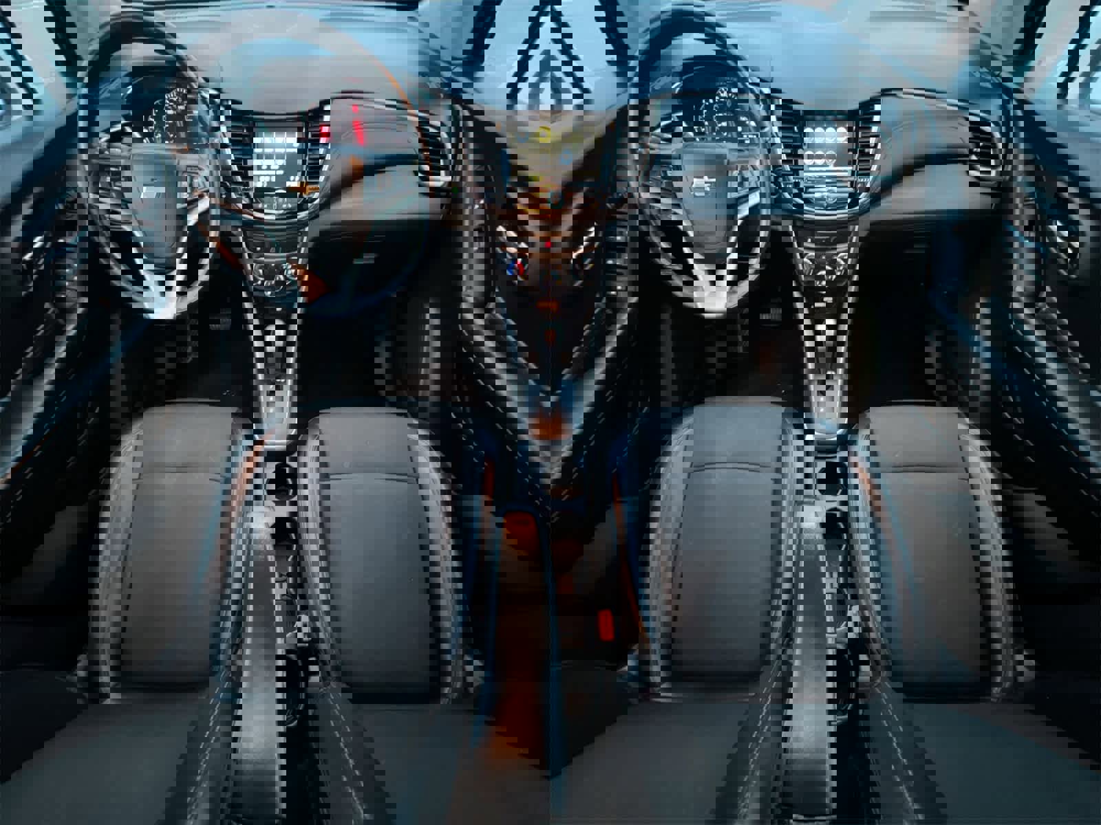 Used 2019 Chevrolet Trax LT w/ LT Convenience Package image 15