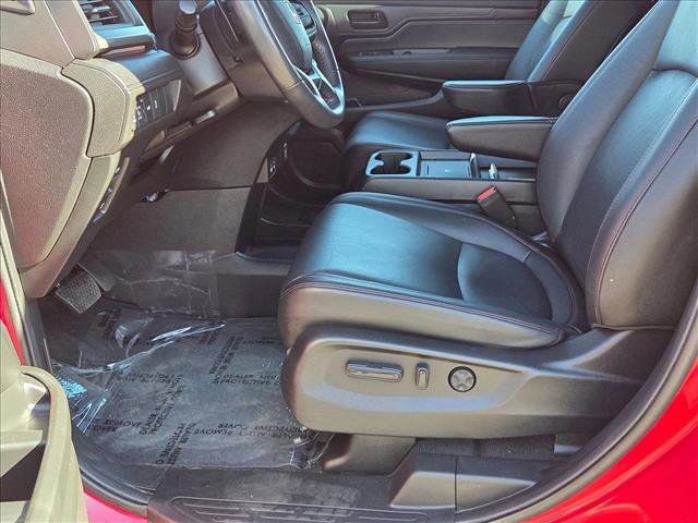 Used 2025 Honda Odyssey Sport-L image 16