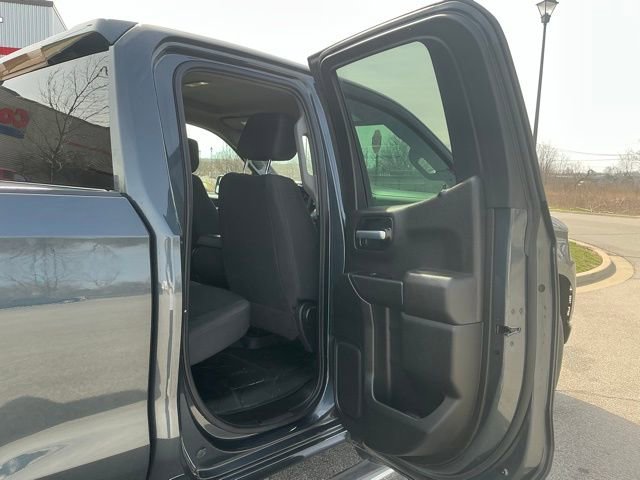 Used 2021 Chevrolet Silverado 1500 Custom image 15