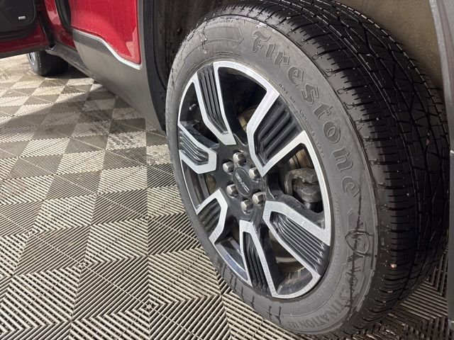 Used 2021 GMC Acadia SLT w/ Elevation Edition image 7