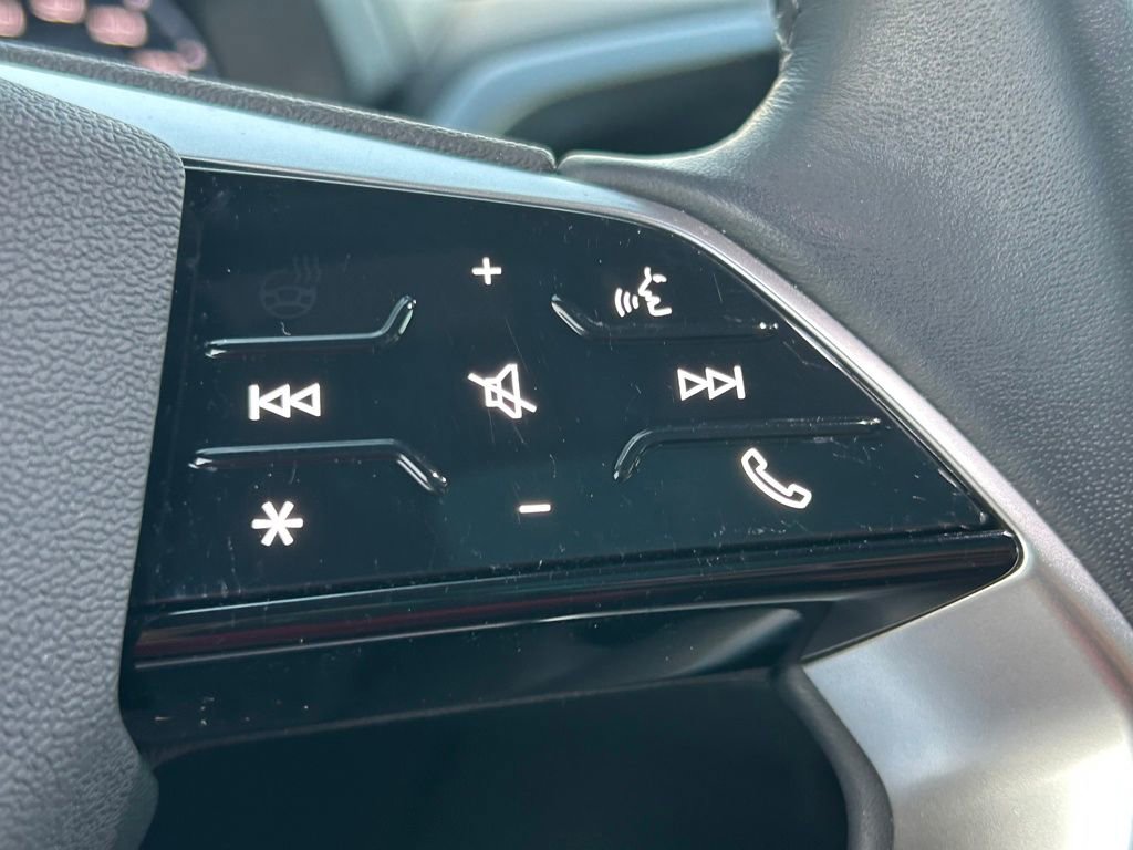 Used 2023 Audi Q4 e-tron Premium w/ Convenience Package image 16