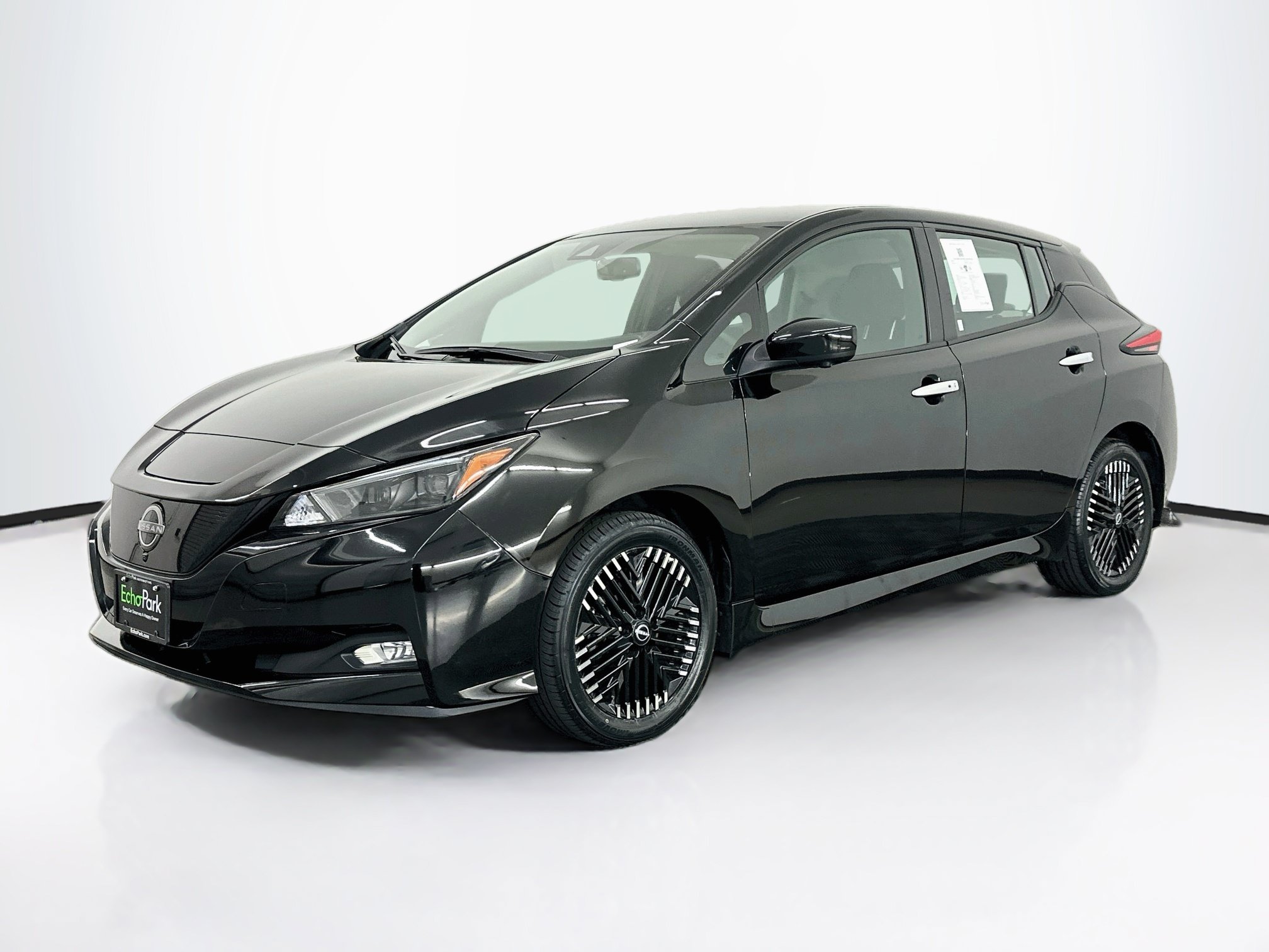 Used 2024 Nissan Leaf SV Plus FWD image 3