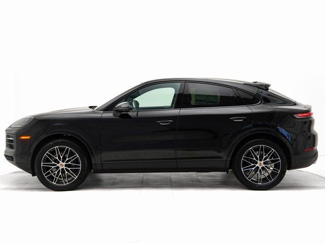 Certified 2025 Porsche Cayenne Coupe image 2