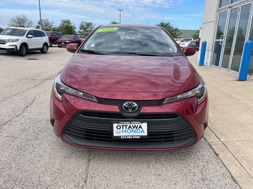 Used 2026 Toyota Corolla LE FWD image 3