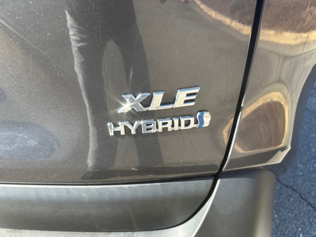 Used 2024 Toyota RAV4 XLE image 22