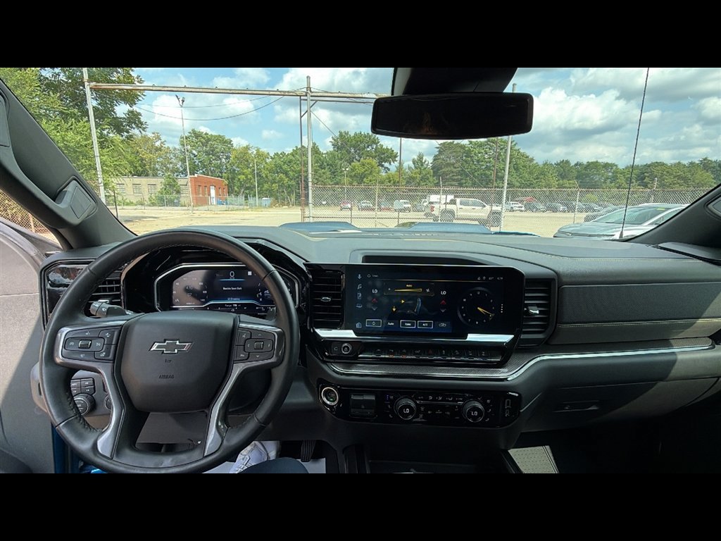 Used 2022 Chevrolet Silverado 1500 ZR2 AWD/4WD image 10