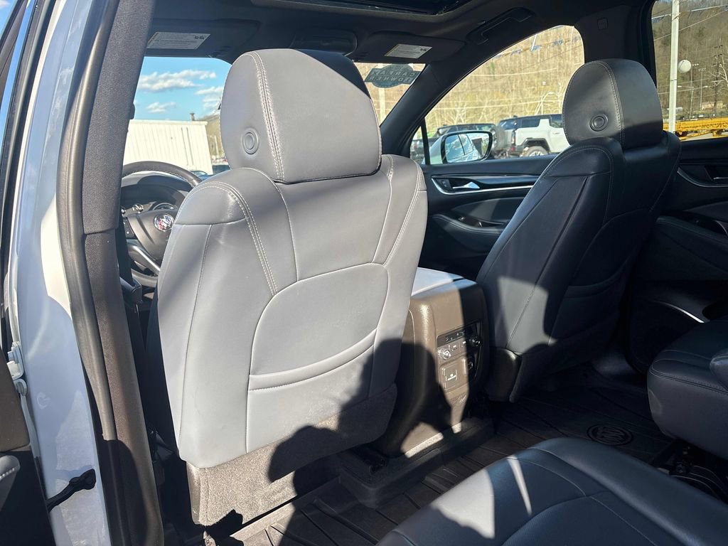 Used 2023 Buick Enclave Essence w/ Experience Buick Package AWD/4WD image 24